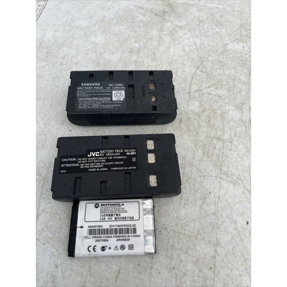 Camera Battery Lot Of 3 Samsung JVC Motorola